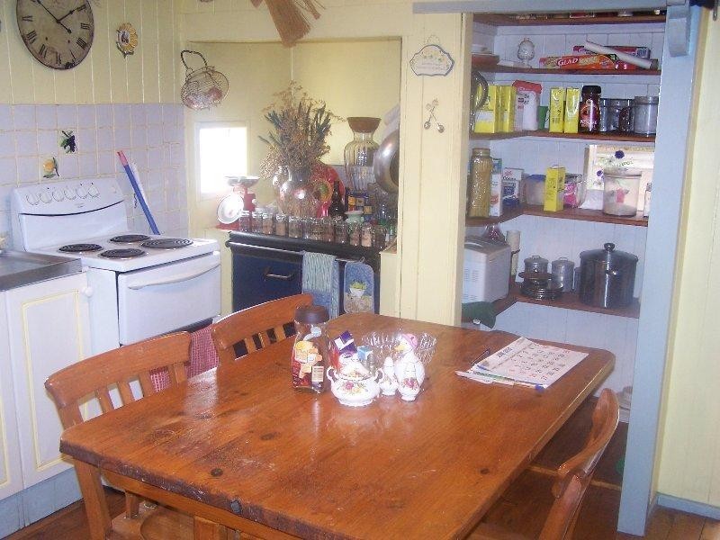 153 Taylor Street, Wilsonton QLD 4350
