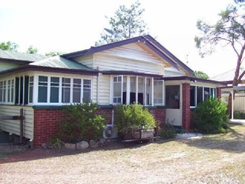 35 Alfred Street, Nanango QLD 4615