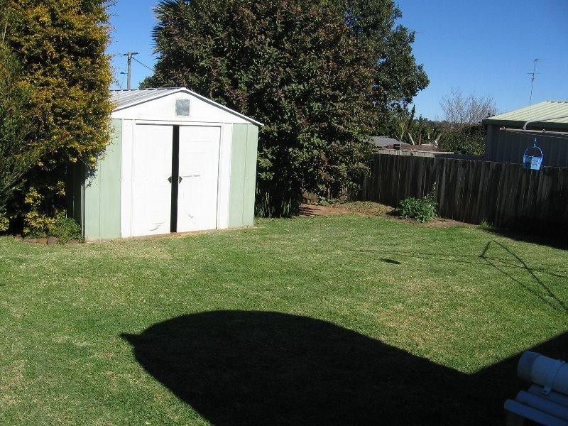20 Chamberlain Street, North Toowoomba QLD 4350