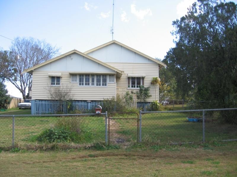 14 Station Street, Helidon QLD 4344