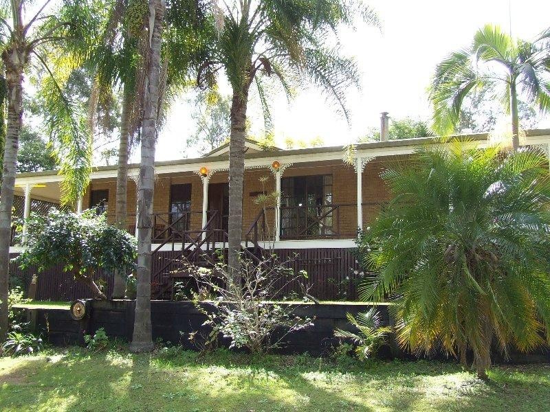 61 Mill Road, Upper Lockyer QLD 4352