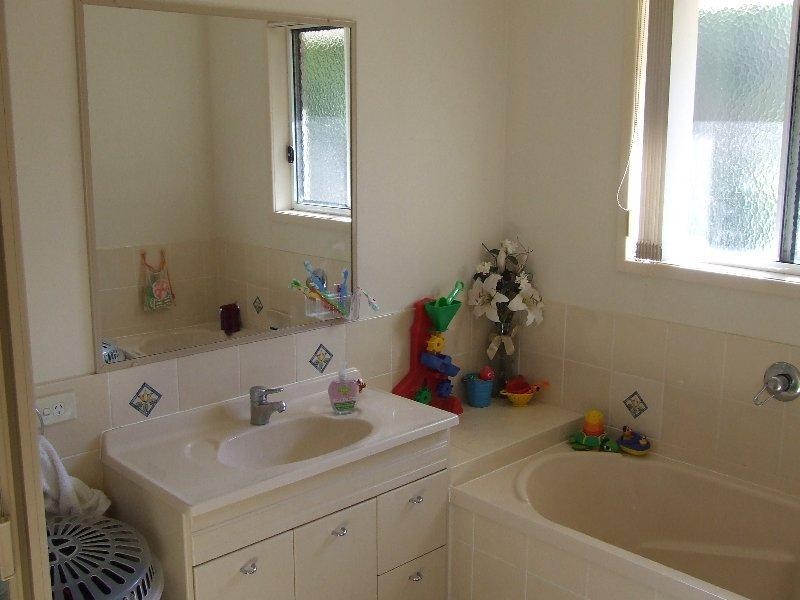 6 McLachlan Drive, Highfields QLD 4352