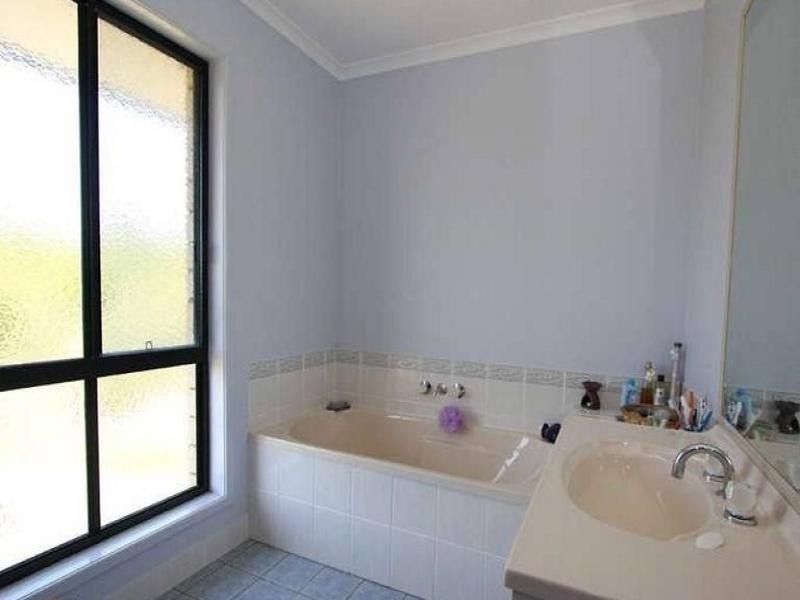 23 Piccabeen Crt, Narangba QLD 4504