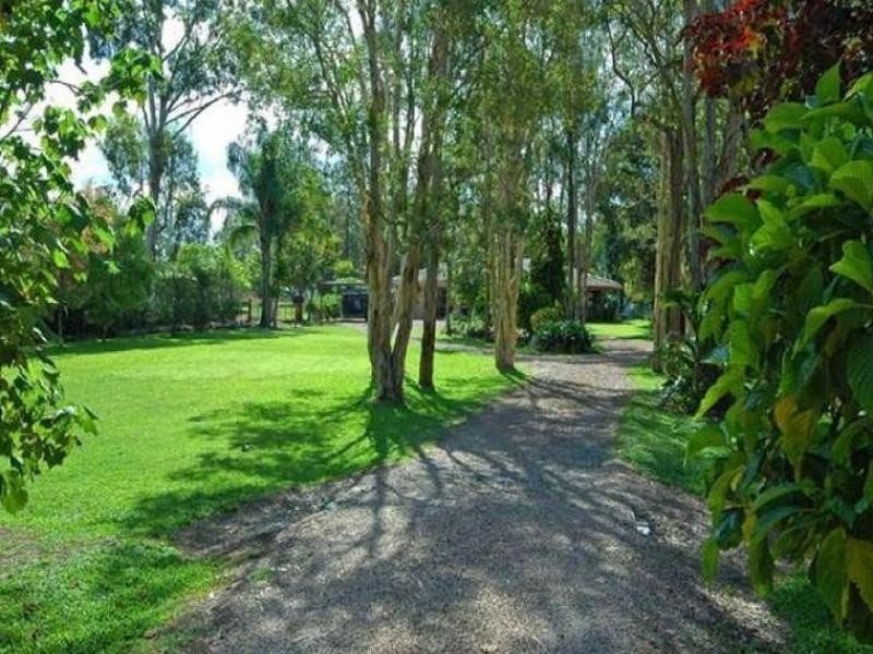 50 Grant Rd, Morayfield QLD 4506