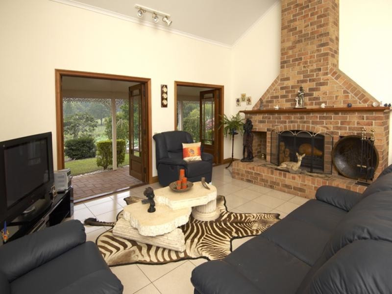 110 F Lindsay Rd, Rocksberg QLD 4510