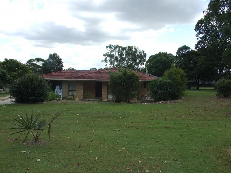 18 Jean Rd, Morayfield QLD 4506
