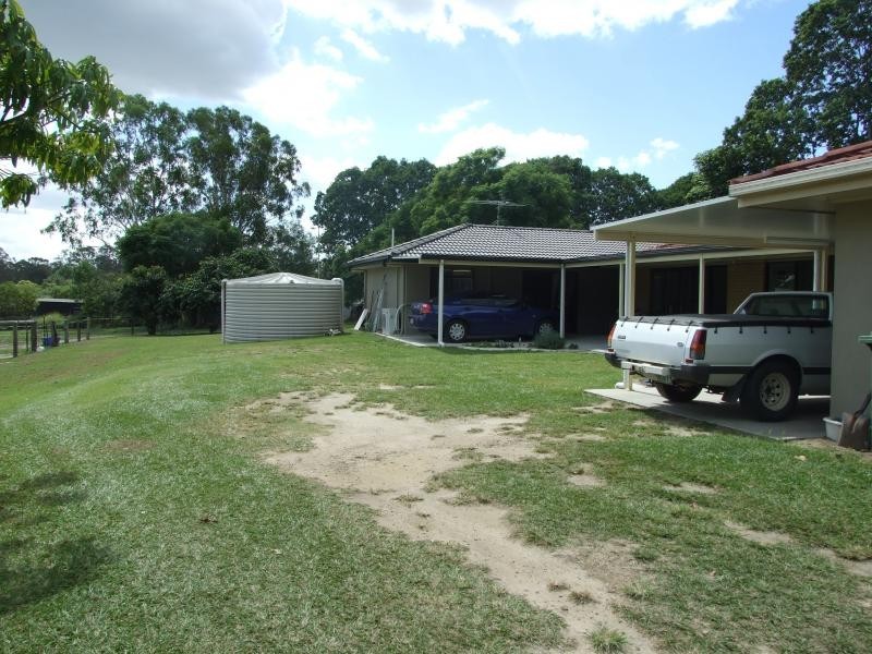 18 Jean Rd, Morayfield QLD 4506