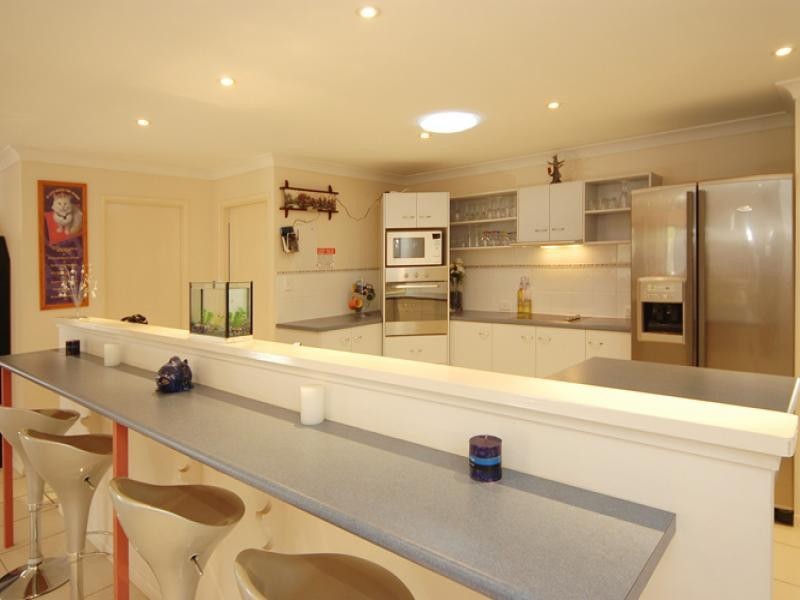 18 Hemlock Street, Warner QLD 4500