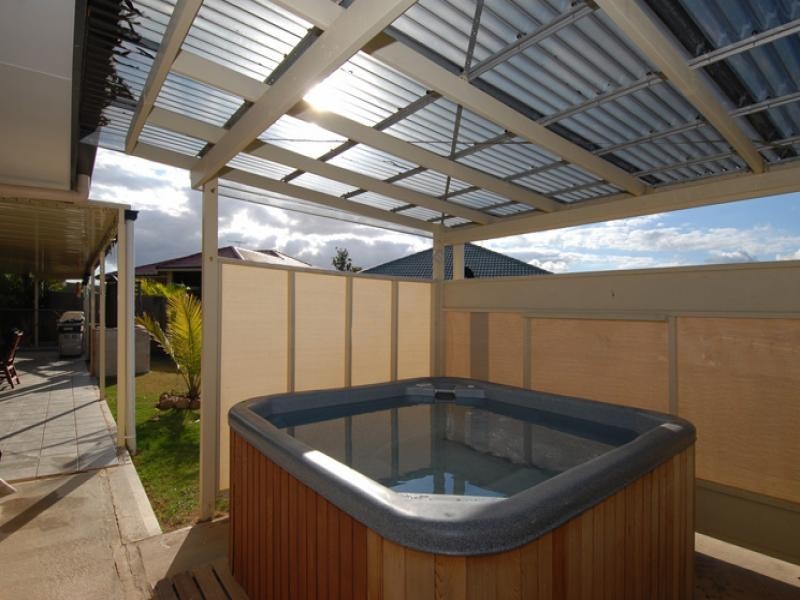 18 Hemlock Street, Warner QLD 4500