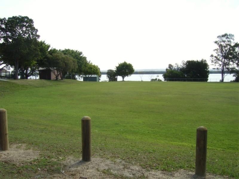 42 Villa-Wood Road, Russell Island QLD 4184