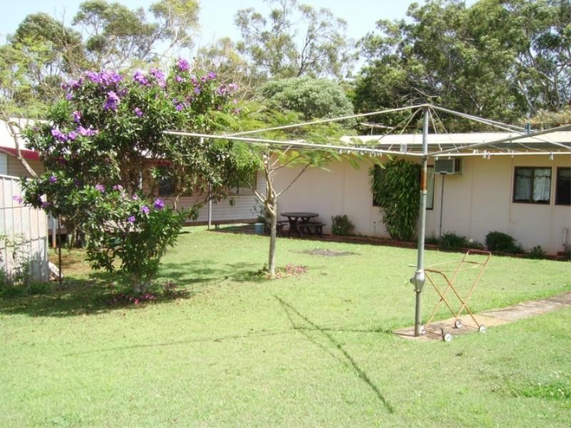 6 Pao Pao Rd, Russell Island QLD 4184