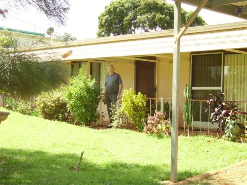 6 Pao Pao Rd, Russell Island QLD 4184