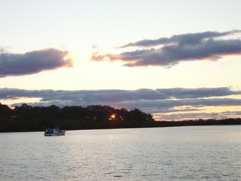 6 Pao Pao Rd, Russell Island QLD 4184