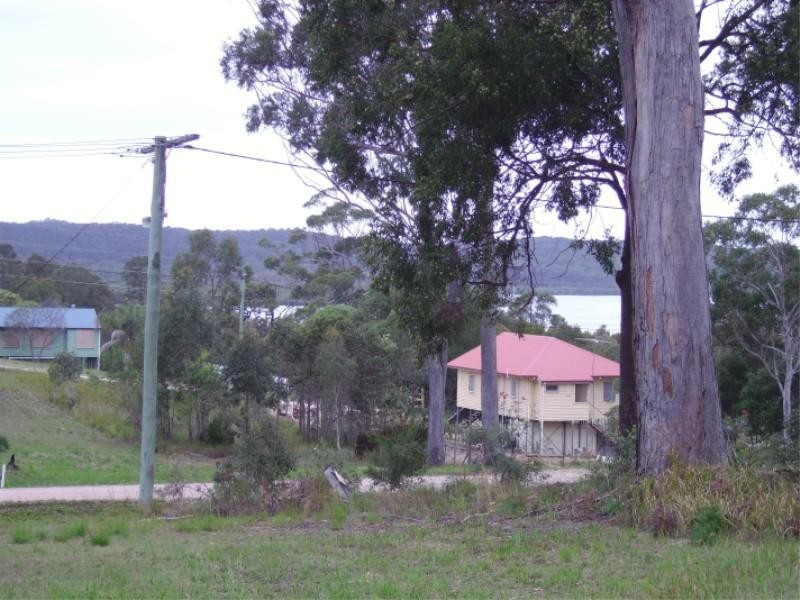 8 Seaview Street, Russell Island QLD 4184