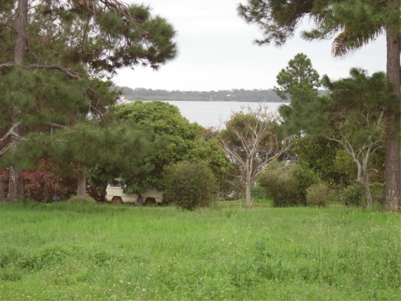 11 Canaipa Point Drive, Russell Island QLD 4184