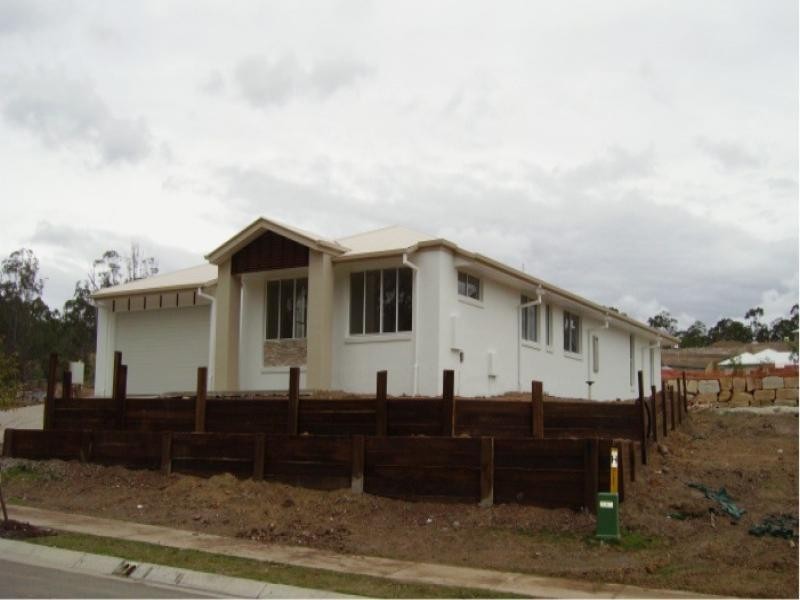 Augustine Heights QLD 4300