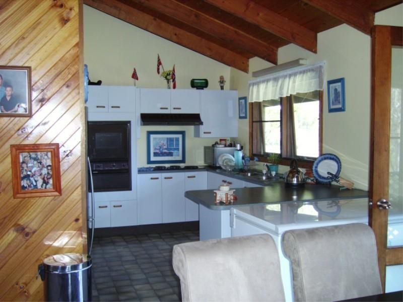 1 Gay Tce, Russell Island QLD 4184