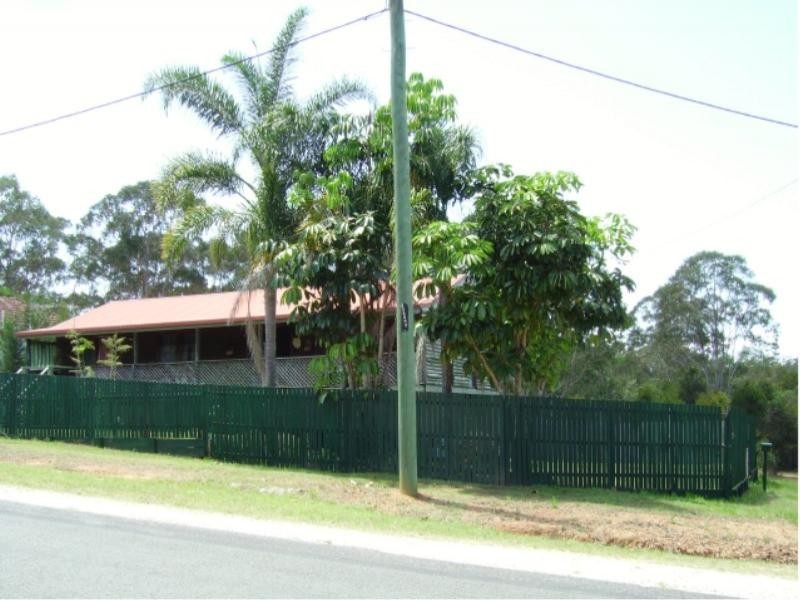 1 Gay Tce, Russell Island QLD 4184