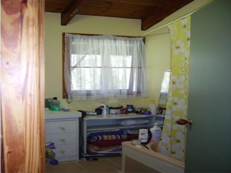 1 Gay Tce, Russell Island QLD 4184