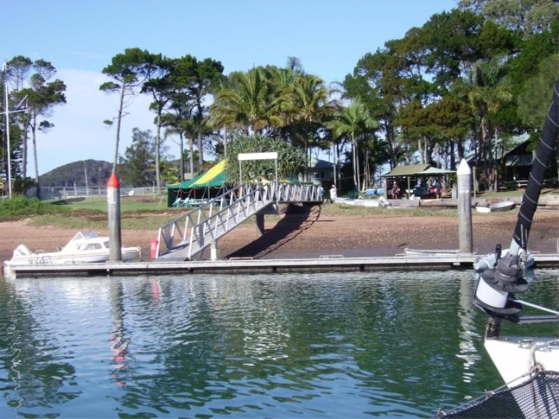 45 Little Cove Road, Russell Island QLD 4184