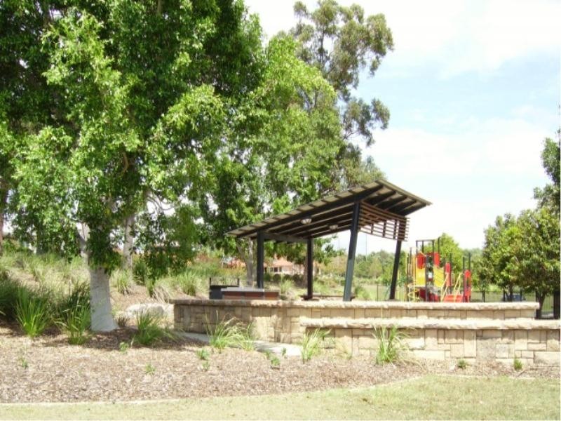 North Lakes QLD 4509