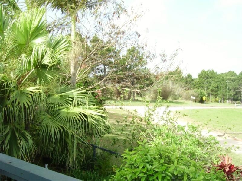 2 Aimeo Esplanade, Russell Island QLD 4184