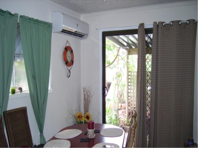 2 Aimeo Esplanade, Russell Island QLD 4184