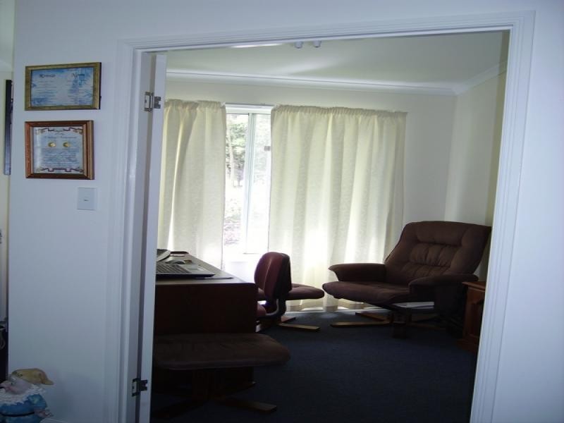 27 Toolona Avenue, Russell Island QLD 4184