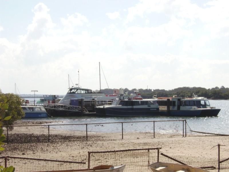 36 Grove Road, Russell Island QLD 4184