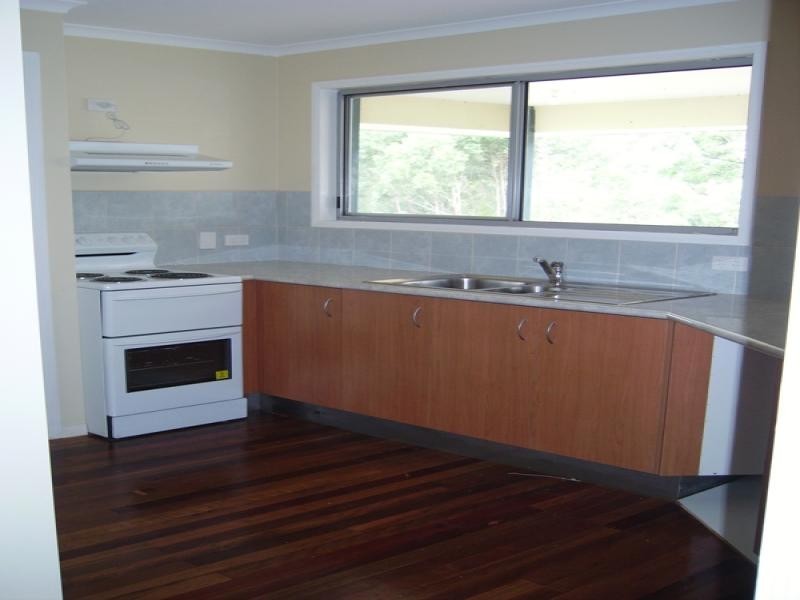9 Stradbroke Drive, Russell Island QLD 4184