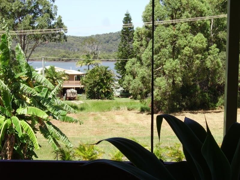13 Zephyr Street, Russell Island QLD 4184