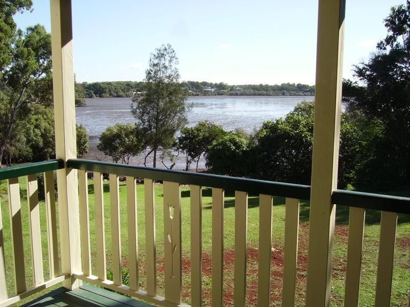 12 Thompson Esp, Russell Island QLD 4184