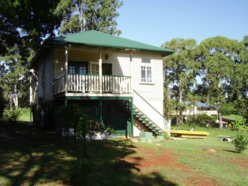 12 Thompson Esp, Russell Island QLD 4184