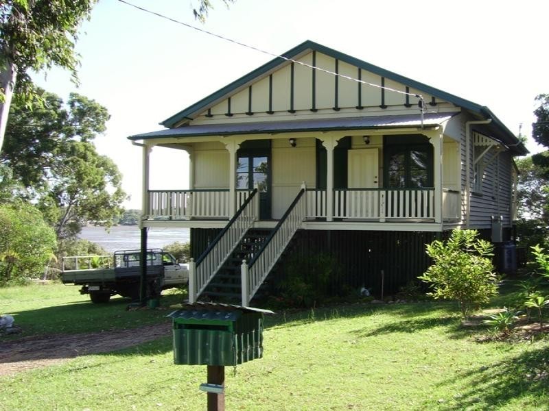 12 Thompson Esp, Russell Island QLD 4184