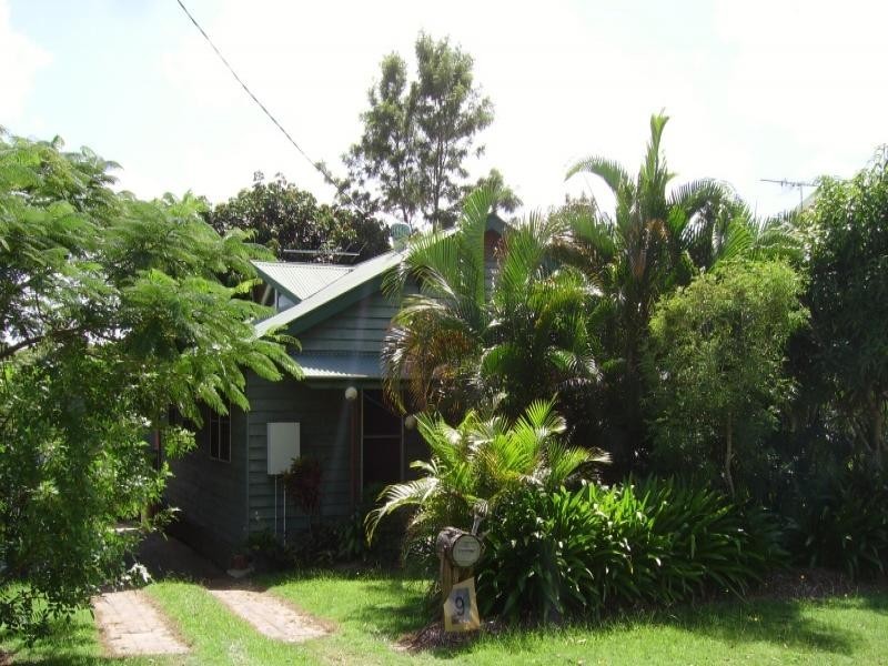 9 Panorama Av, Russell Island QLD 4184