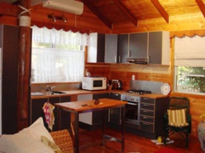 9 Panorama Av, Russell Island QLD 4184