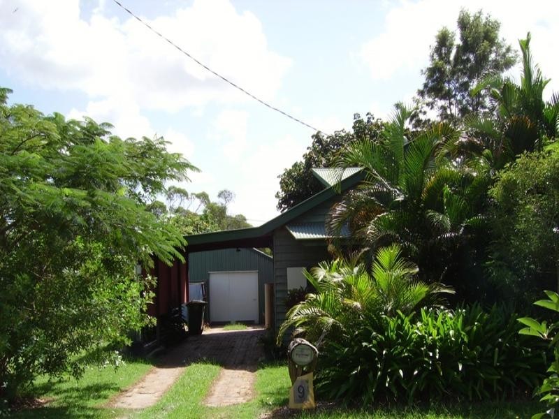 9 Panorama Av, Russell Island QLD 4184