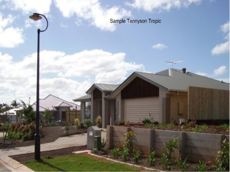 54 School Road, Wynnum West QLD 4178
