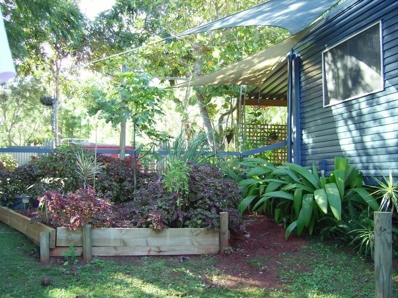 2 Aimeo Esplanade, Russell Island QLD 4184