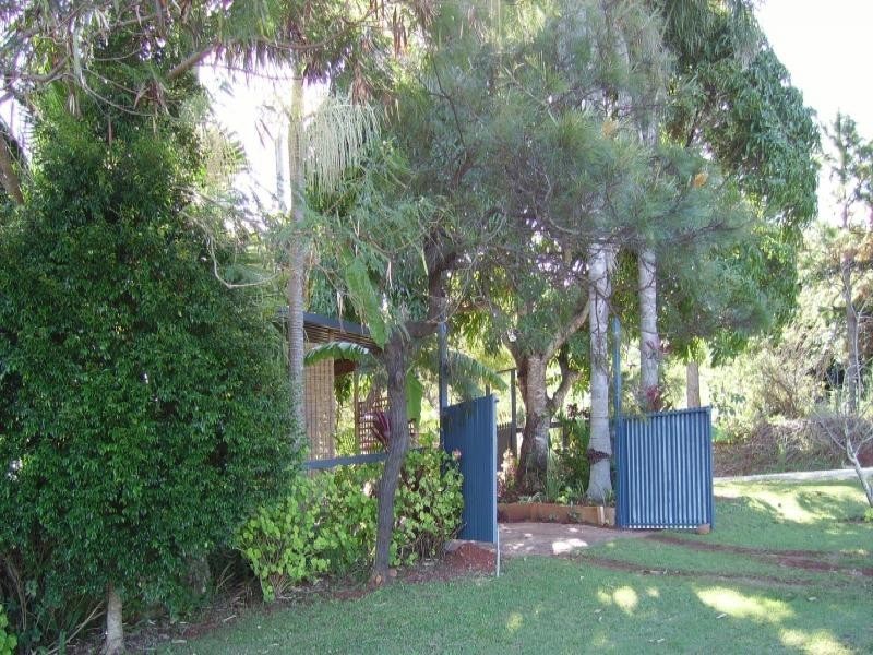 2 Aimeo Esplanade, Russell Island QLD 4184