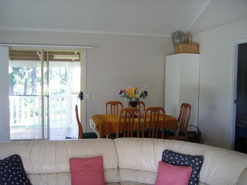 6 Guthrie Street, Russell Island QLD 4184