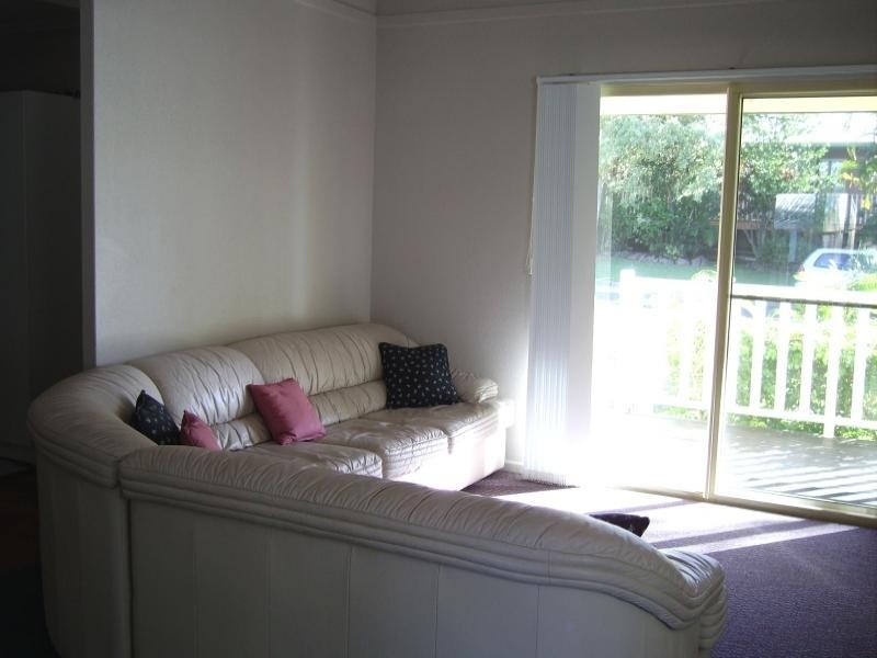 6 Guthrie Street, Russell Island QLD 4184