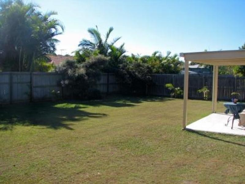 Sandstone Point QLD 4511