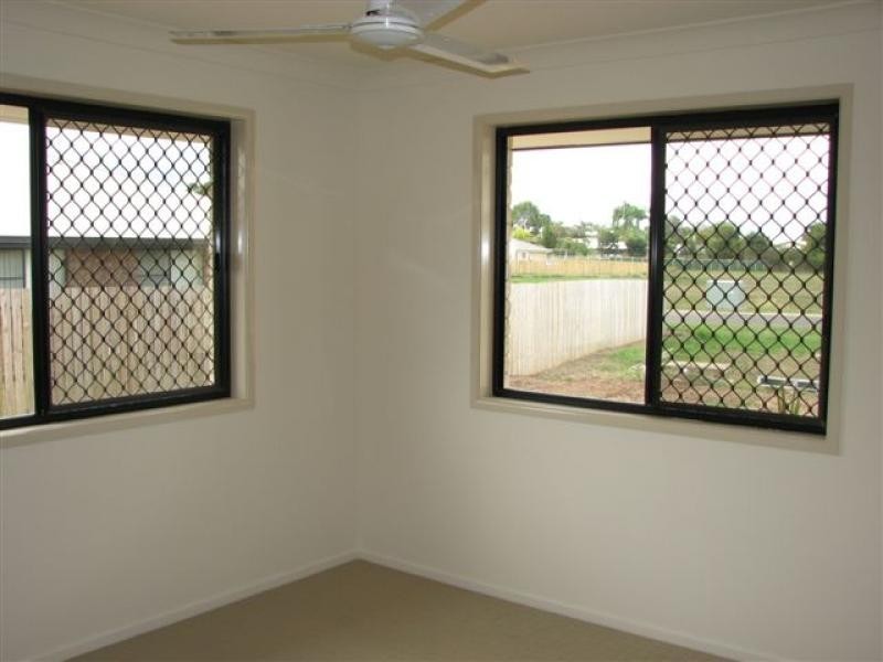 4 Kerrie Meares Cr, Gracemere QLD 4702