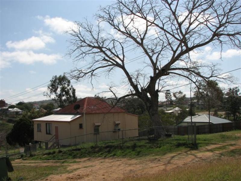 18 Pattison St, Mount Morgan QLD 4714