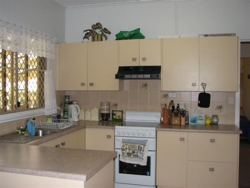 256 Mason St, North Rockhampton QLD 4701