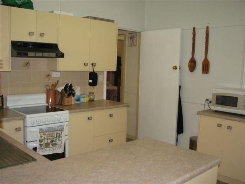 256 Mason St, North Rockhampton QLD 4701