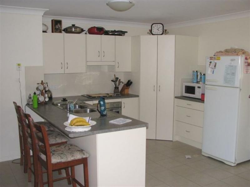 8 Isabel Court, Gracemere QLD 4702