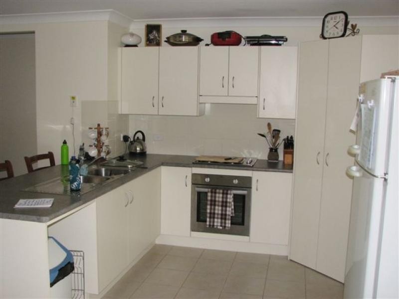 8 Isabel Court, Gracemere QLD 4702