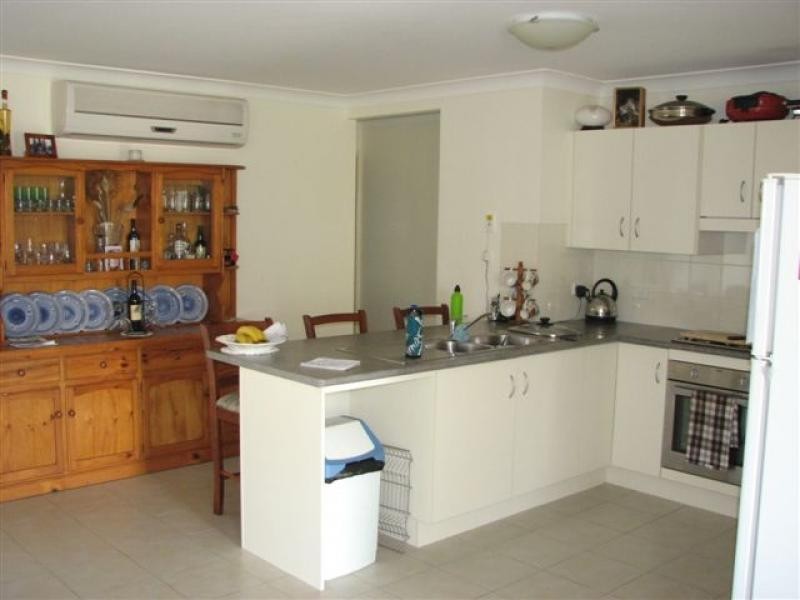 8 Isabel Court, Gracemere QLD 4702